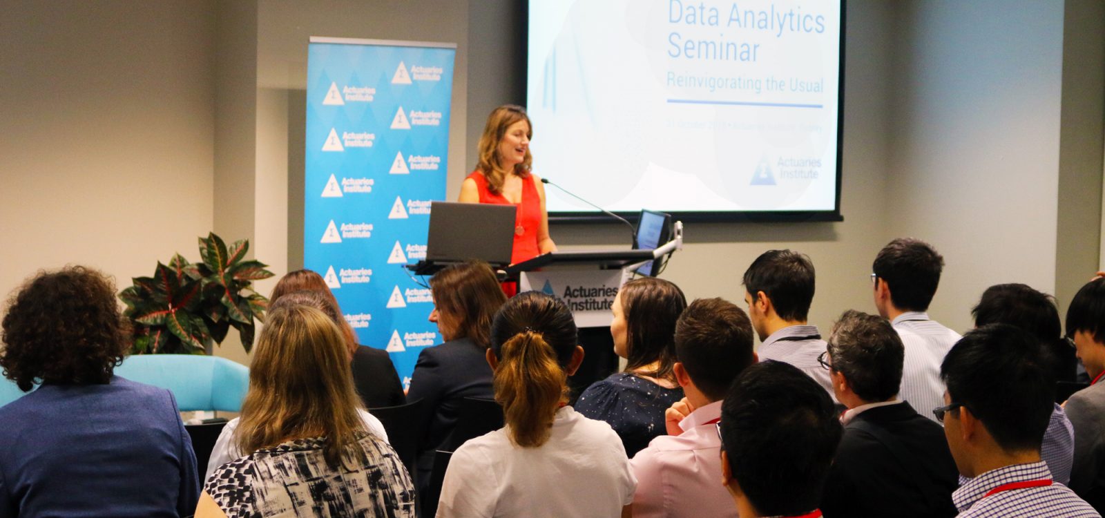 Data Analytics Seminar 2018: Reinvigorating the Usual Data Analytics Seminar 2018: Reinvigorating the Usual